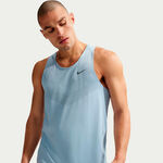 Abbigliamento Nike Nike Stride Camicia da corsa Uomini - blu chiaro, argento